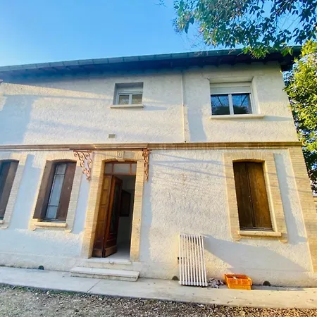 T3 En Duplex Pour 6 Pers Bien Place Terrasse Et Parking Inclus Apartment